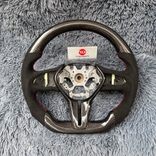 Lade das Bild in den Galerie-Viewer, TTD Craft Infiniti 2018-2025 Q50 Kohlefaserlenkrad