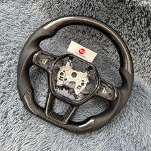 Cargar imagen en el visor de la galería, Volante de fibra de carbono TTD Craft para Honda CRV 2023-2025 de sexta generación