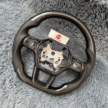 Cargar imagen en el visor de la galería, Volante de fibra de carbono TTD Craft para Honda CRV 2023-2025 de sexta generación