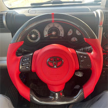 Cargar imagen en el visor de la galería, Volante de fibra de carbono TTD Craft para Toyota FJ Cruiser 2006-2017