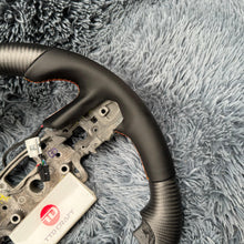 Carregar imagem no visualizador da galeria, Volante de fibra de carbono TTD Craft Silverado