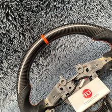 Lade das Bild in den Galerie-Viewer, TTD Craft KIA 2018-2024 Stinger GT Carbonfaserlenkrad