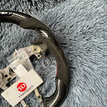 Lade das Bild in den Galerie-Viewer, TTD Craft Hyundai 2020-2025 Elantra N/i20n/i30n Kohlefaserlenkrad