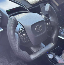 Carregar imagem no visualizador da galeria, Volante de fibra de carbono TTD Craft 2016-2022 Mazda MX-5 Miata