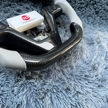 Lade das Bild in den Galerie-Viewer, TTD Craft Cadillac 2003-2007 CTS/2004-2009 SRX/2005-2007 STS/2004-2008 XLR Carbonfaserlenkrad