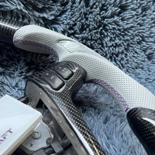 Lade das Bild in den Galerie-Viewer, TTD Craft Cadillac 2003-2007 CTS/2004-2009 SRX/2005-2007 STS/2004-2008 XLR Carbonfaserlenkrad