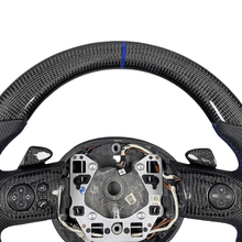 Cargar imagen en el visor de la galería, Volante de fibra de carbono TTD Craf 2009-2011 Tiguan