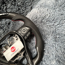 Lade das Bild in den Galerie-Viewer, TTD Craft Toyota 2019-2025 Corolla Schrägheck Rav4 Carbon-Lenkrad RAV4