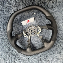 Cargar imagen en el visor de la galería, Volante de fibra de carbono TTD Craft Corvette C5 1997-2005