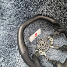 Cargar imagen en el visor de la galería, Volante de fibra de carbono TTD Craft Corvette C5 1997-2005