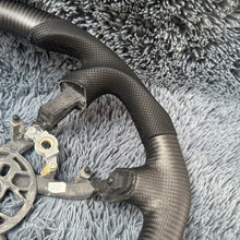 Cargar imagen en el visor de la galería, Volante de fibra de carbono TTD Craft Corvette C5 1997-2005