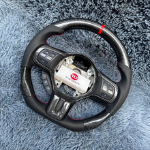 Cargar imagen en el visor de la galería, Volante de fibra de carbono TTD Craft Mitsubishi Evolution 2008-2015 EVO X