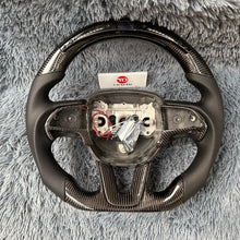 Carregar imagem no visualizador da galeria, Volante de fibra de carbono TTD Craft Dodge 2016-2023 Charger Challenger / 2014-2023 Durango