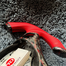 Загрузить изображение в средство просмотра галереи, TTD Craft 1 SERIES E82 E88 / 3 SERIES E90 E91 E92 E93 / X1 E84 Carbon Fiber Steering Wheel