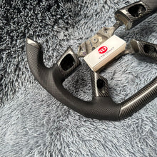 Lade das Bild in den Galerie-Viewer, TTD Craft 2003-2007 Hummer H2 Carbonfaserlenkrad