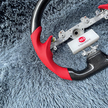 Lade das Bild in den Galerie-Viewer, TTD Craft Nissan 2009-2016 GTR R35 Kohlefaserlenkrad