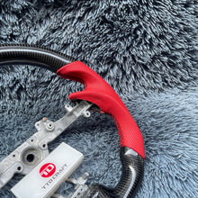 Lade das Bild in den Galerie-Viewer, TTD Craft Nissan 2009-2016 GTR R35 Kohlefaserlenkrad