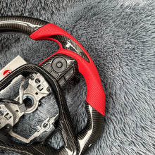 Lade das Bild in den Galerie-Viewer, TTD Craft Toyota 2019-2025 Corolla Schrägheck Rav4 Carbon-Lenkrad RAV4