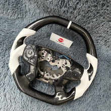 Lade das Bild in den Galerie-Viewer, TTD Craft Toyota 7. Gen Camry 2014-2017 4 sprach Carbon Lenkrad