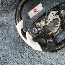 Lade das Bild in den Galerie-Viewer, TTD Craft Toyota 7. Gen Camry 2014-2017 4 sprach Carbon Lenkrad