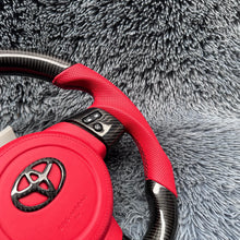 Cargar imagen en el visor de la galería, Volante de fibra de carbono TTD Craft para Toyota FJ Cruiser 2006-2017