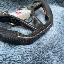 Загрузить изображение в средство просмотра галереи, TTD Craft Nissan 2018-2024 Juke Carbon Fiber Steering Wheel