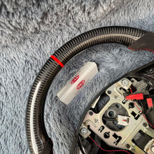 Cargar imagen en el visor de la galería, Volante de fibra de carbono TTD Craft Corvette 2006-2013 C6 Z06