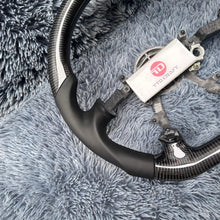 Cargar imagen en el visor de la galería, Volante de fibra de carbono TTD Craft Corvette C5 1997-2005