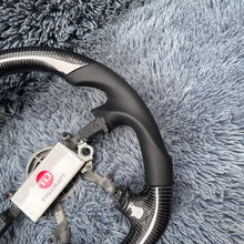 Cargar imagen en el visor de la galería, Volante de fibra de carbono TTD Craft Corvette C5 1997-2005