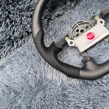 Cargar imagen en el visor de la galería, Volante de fibra de carbono TTD Craft Corvette C5 1997-2005