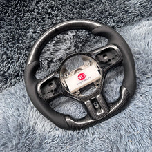 Cargar imagen en el visor de la galería, Volante de fibra de carbono TTD Craft Mitsubishi Evolution 2008-2015 EVO X