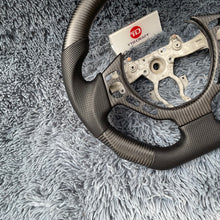 Carregar imagem no visualizador da galeria, Volante de fibra de carbono TTD Craft 2009-2016 GTR R35