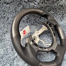 Carregar imagem no visualizador da galeria, Volante de fibra de carbono TTD Craft 2009-2016 GTR R35