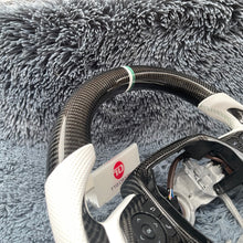 Lade das Bild in den Galerie-Viewer, TTD Craft Toyota 2018-2024 Camry SE XSE TRD V6 VENZA Carbonfaserlenkrad