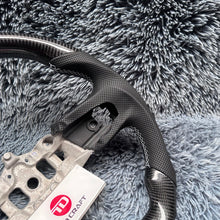 Cargar imagen en el visor de la galería, Volante de fibra de carbono TTD Craft para Jeep Wrangler 2019-2025 / Gladiator 2018-2025