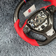 Lade das Bild in den Galerie-Viewer, TTD Craft BMW F10 F11 F07 F06 F12 F13 F01 F02 F03 F04 Kohlefaserlenkrad