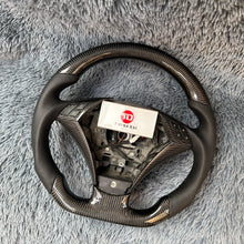 Carregar imagem no visualizador da galeria, Volante de fibra de carbono TTD Craft BMW SÉRIE 5 E60 E61 E65