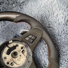 Lade das Bild in den Galerie-Viewer, TTD Craft BMW Z4 E89 Carbon Fiber Steering Wheel