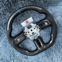 Carregar imagem no visualizador da galeria, Volante de fibra de carbono TTD Craft 2018-2023 Mustang