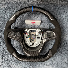 Lade das Bild in den Galerie-Viewer, TTD Craft Chevrolet 2014-2017 Chevy SS Carbon Lenkrad