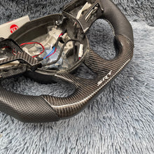 Carregar imagem no visualizador da galeria, Volante de fibra de carbono TTD Craft Dodge 2016-2023 Charger Challenger / 2014-2023 Durango