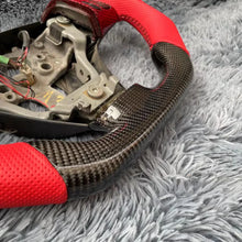 Carregar imagem no visualizador da galeria, Volante de fibra de carbono TTD Craft 2003-2009 Mazda 3