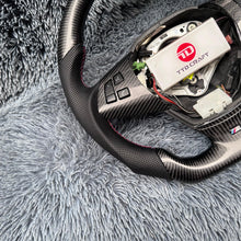 Carregar imagem no visualizador da galeria, Volante de fibra de carbono TTD Craft BMW X3 X5 X6 E83 E70 E71 E72