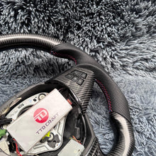 Carregar imagem no visualizador da galeria, Volante de fibra de carbono TTD Craft BMW X3 X5 X6 E83 E70 E71 E72