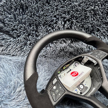 Lade das Bild in den Galerie-Viewer, TTD Craft Benz C63AMG W176 W204AMG W212 W218 C117 E350 SL63 R231 X156 GLA45AMG SLAMG Carbonfaser-Lenkrad