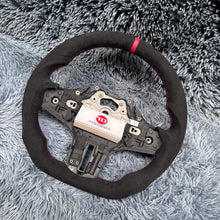 Carregar imagem no visualizador da galeria, TTD Craft BMW 2 SÉRIE F44 G42 / 3 SÉRIE G20 G21 / 4 SÉRIE G22 G23 G24 / 6 SÉRIE G32 /7 SÉRIE G11 G12 / 8 SÉRIE G14 G15 G16 / Z4 G29 / X3 G01 / X5 G05 / X6 G06 / X7 G07 Direção de couro roda