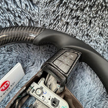 Carregar imagem no visualizador da galeria, TTD Craft Cadillac 2008-2013 CTS / 2008-2009 XLR / 2008-2011 STS / 2010-2013 SRX Volante de fibra de carbono