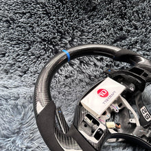 Carregar imagem no visualizador da galeria, Volante de fibra de carbono TTD Craft Lexus 2006-2013 IS250 IS350 ISF