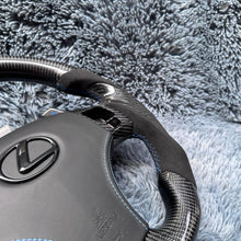 Load image into Gallery viewer, TTD Craft Lexus 2006-2013 IS250 IS350 ISF Carbon Fiber Steering Wheel
