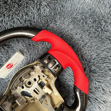 Carregar imagem no visualizador da galeria, Volante de fibra de carbono TTD Craft Nissan 2005-2012 Titan